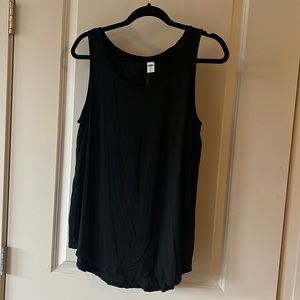 Large Black Old Navy Tank